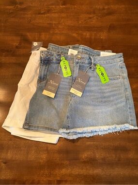 Women’s Size 6 Summer Capsule Shorts Bundle